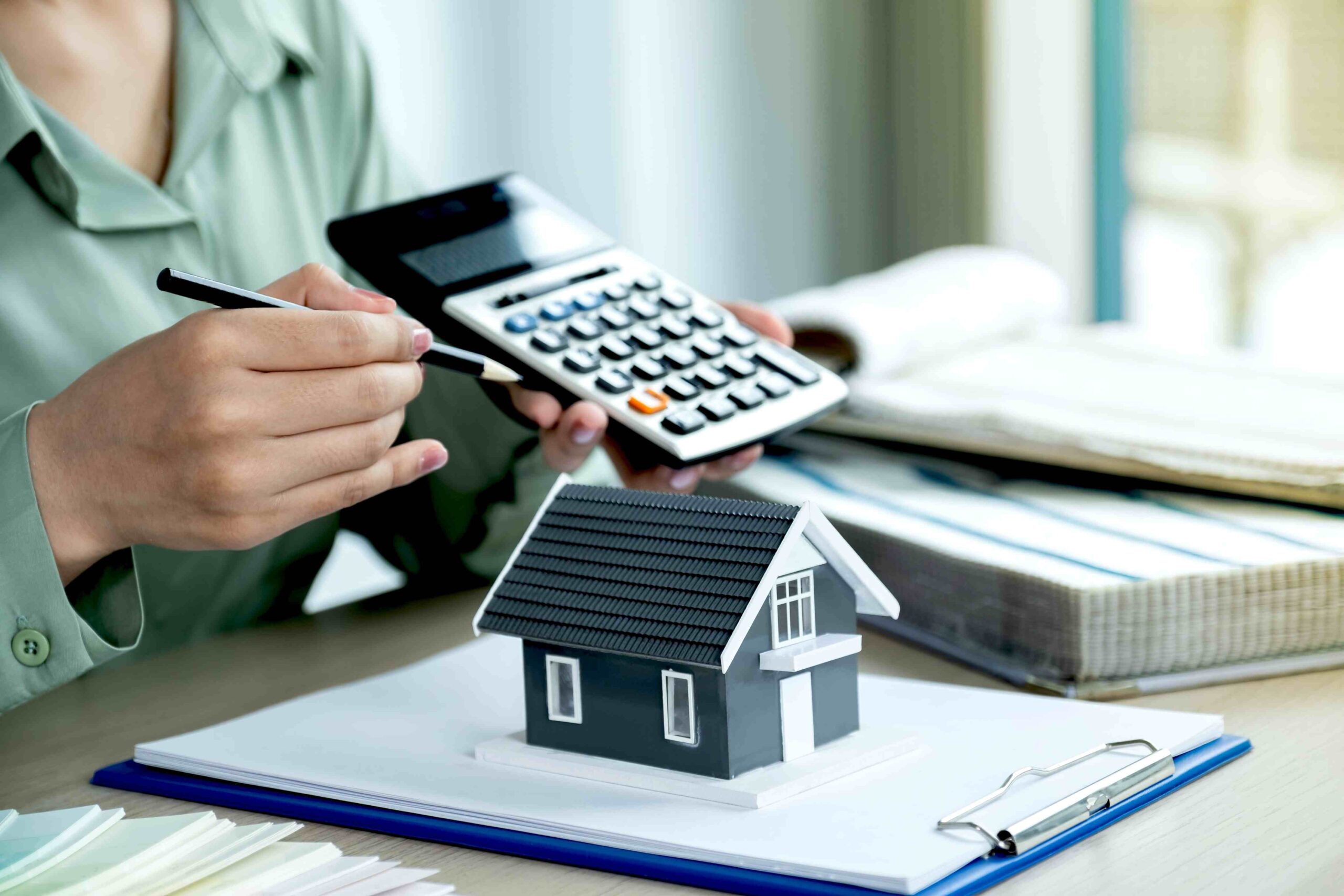 Read more about the article Deed Of Trust Vs. Mortgage: Breaking Down The Difference